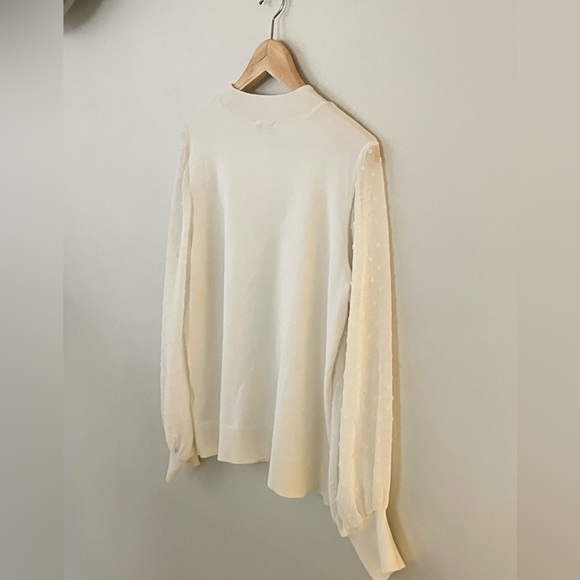 CeCe Clip Dot Sleeve Sweater Size M - Picture 5 of 8
